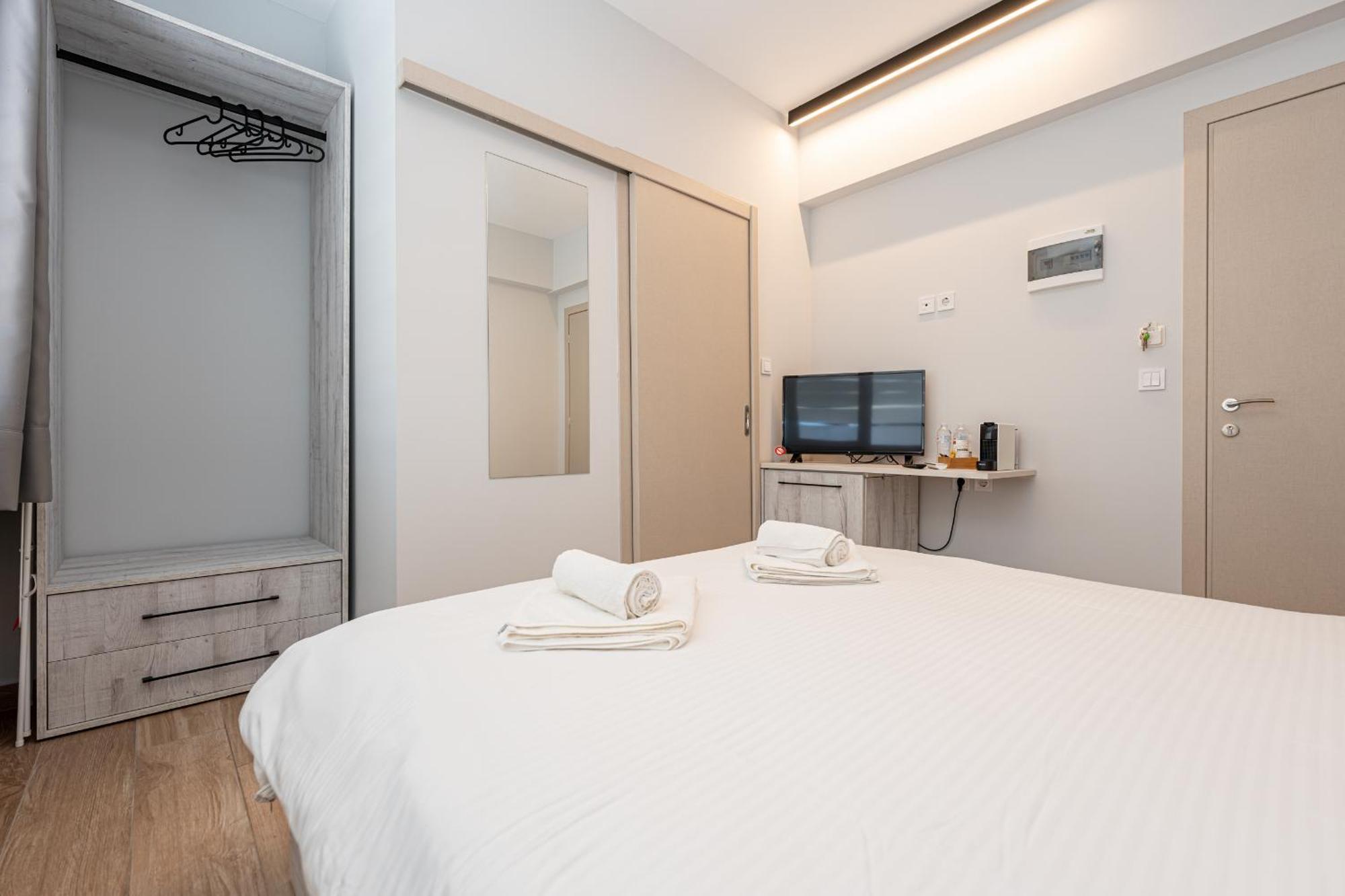 Centralviewsuites Nea Moudania Bagian luar foto